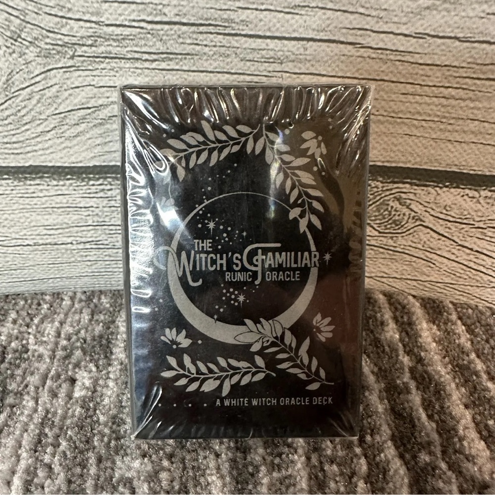 The Witchs Familiar Runic Oracle Card Deck Tarot A White Witch Oracle Deck New